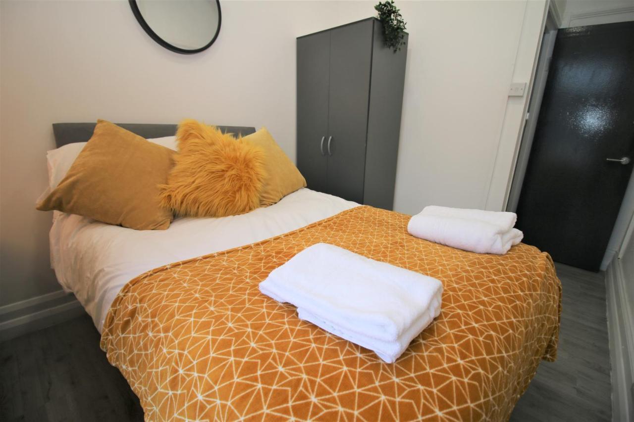 Free Local Parking - Fast Wifi - Sleeps 10 Guests By Property Promise Cardiff Exterior foto