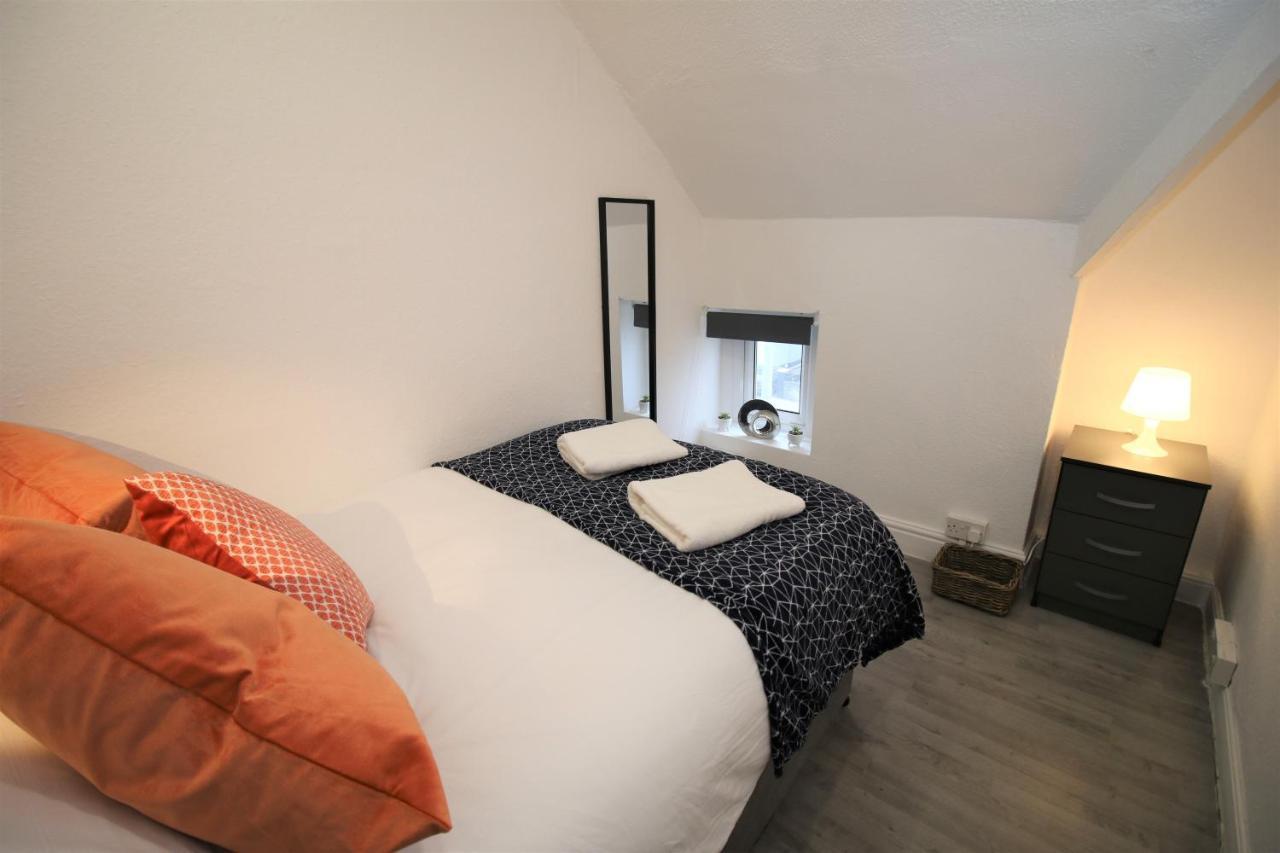 Free Local Parking - Fast Wifi - Sleeps 10 Guests By Property Promise Cardiff Exterior foto